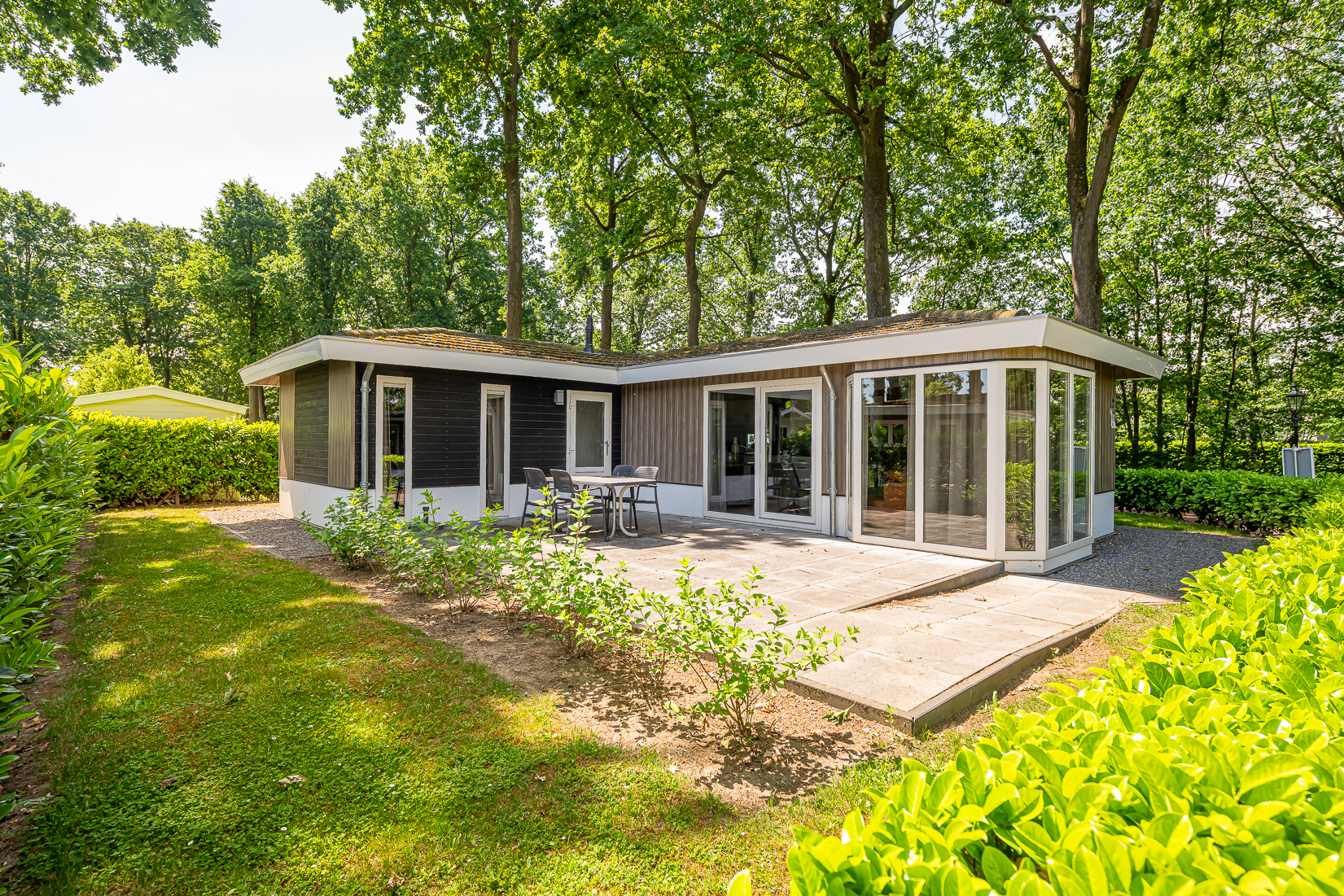 Permanent wonen op een vakantiepark: wat mag wel en wat niet?